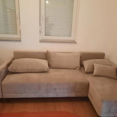 Ninarich,apartman Sa 2 Sobe Idealan Za Bracni Par Sa Djecom Ili 2para,